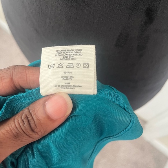 Women’s tops - Picture 7 of 9